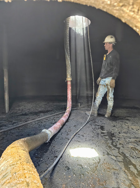 20240517_110236 Fuel tank cleaning
