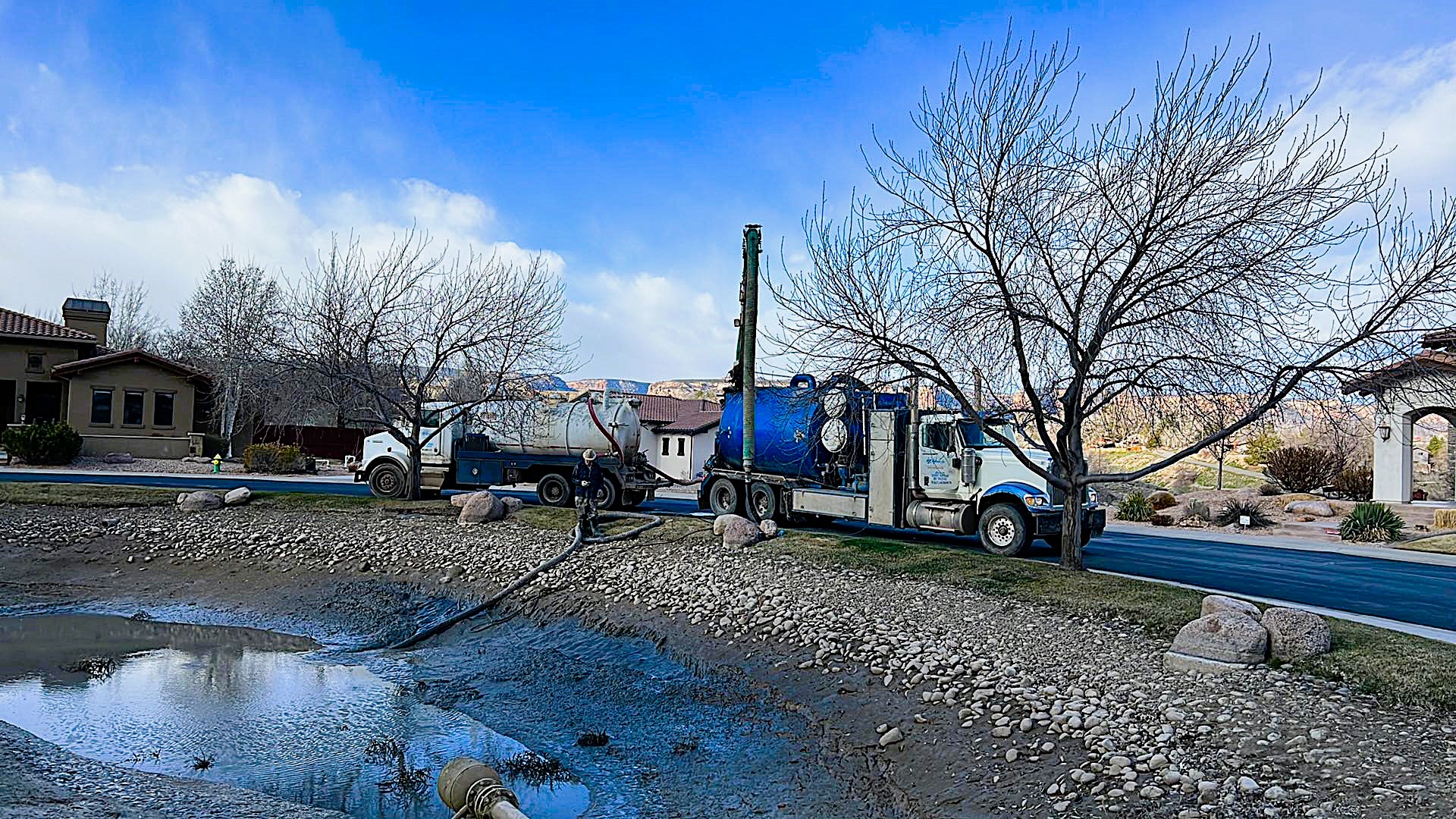 338727883_170821062458386_4293070580666207734_n Irrigation pond cleaning