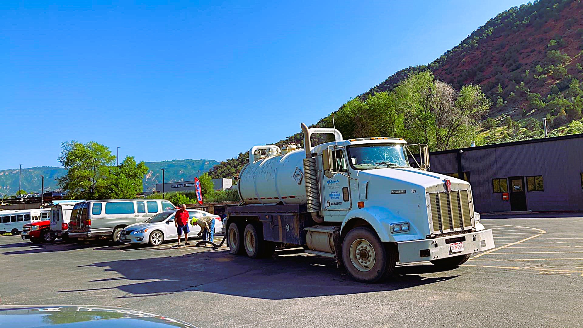 357647128_1423304855126281_5643471562686071613_n Oil separator cleaning