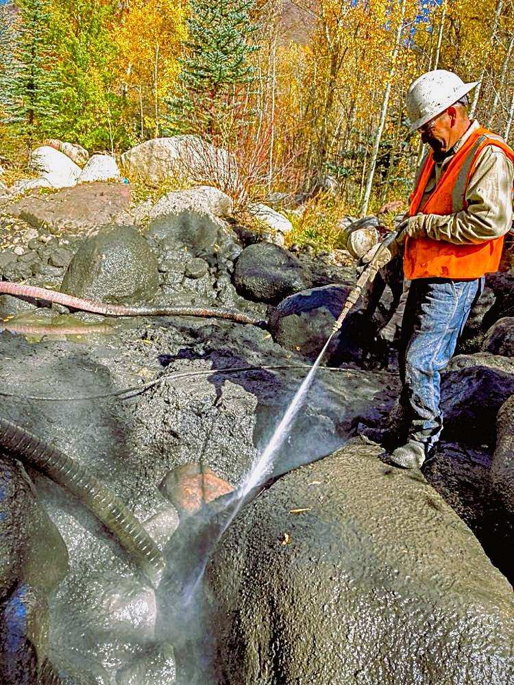 393587581_166973263150172_2371511899846626471_n Pulling water from waste water facility
