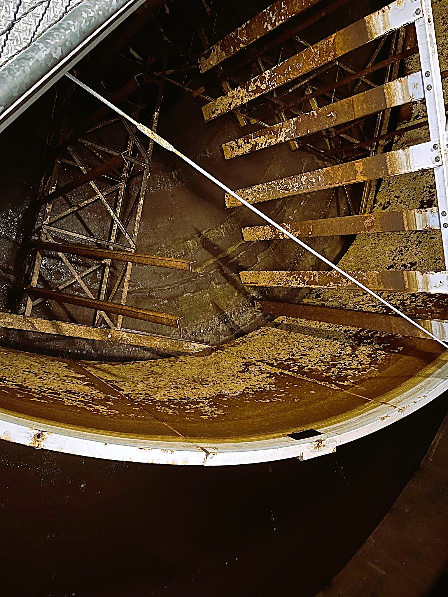 403839615_230031699971435_7127605249746089603_n Clean water clarifier