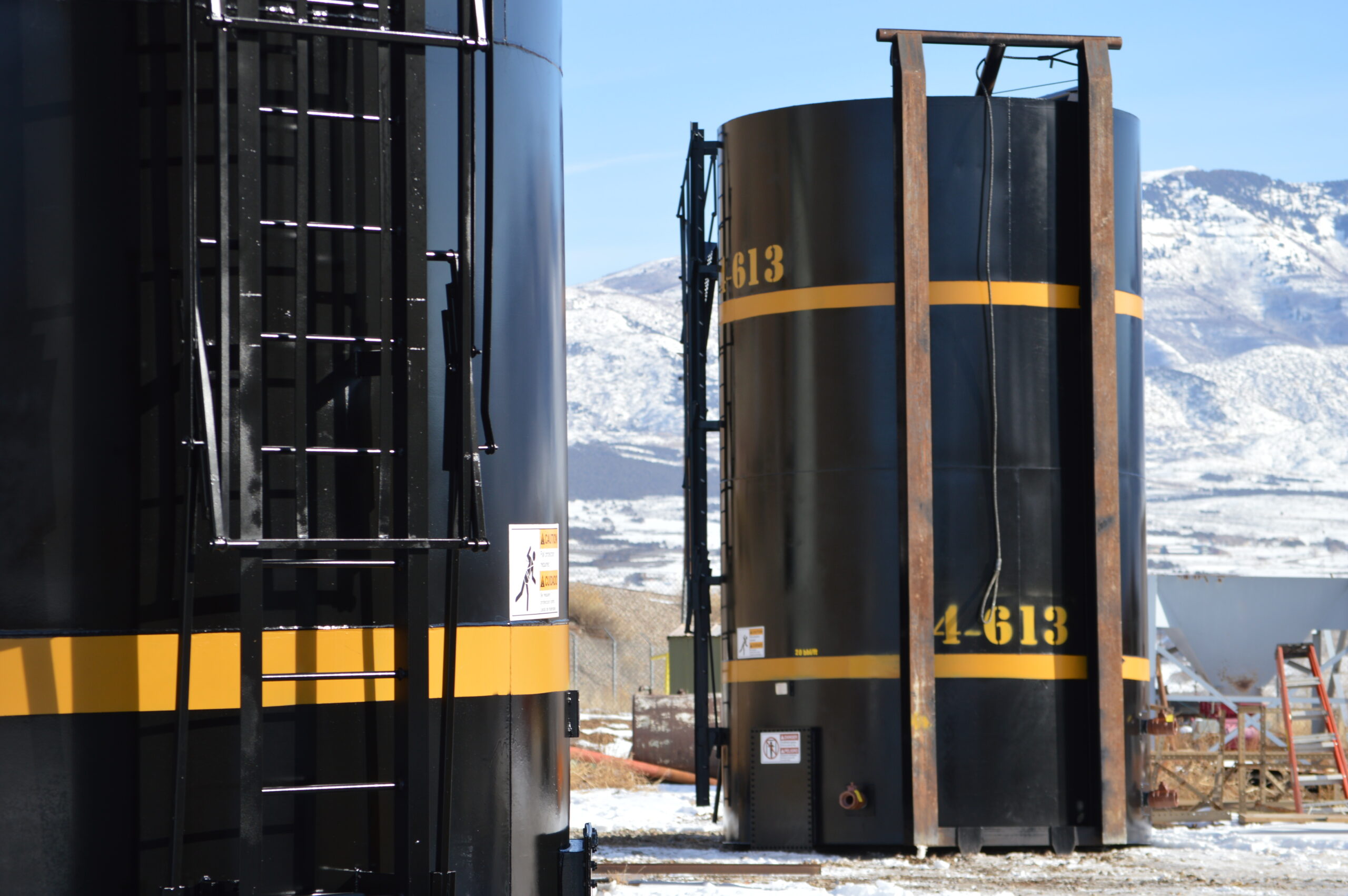 upright tank rentals.  Skidded tanks.